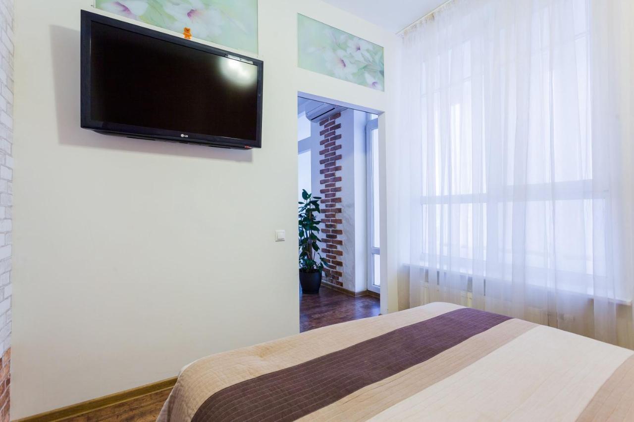 Navit Apartments With Breakfast, Near The Railway Station, The City Center, The Park كييف المظهر الخارجي الصورة