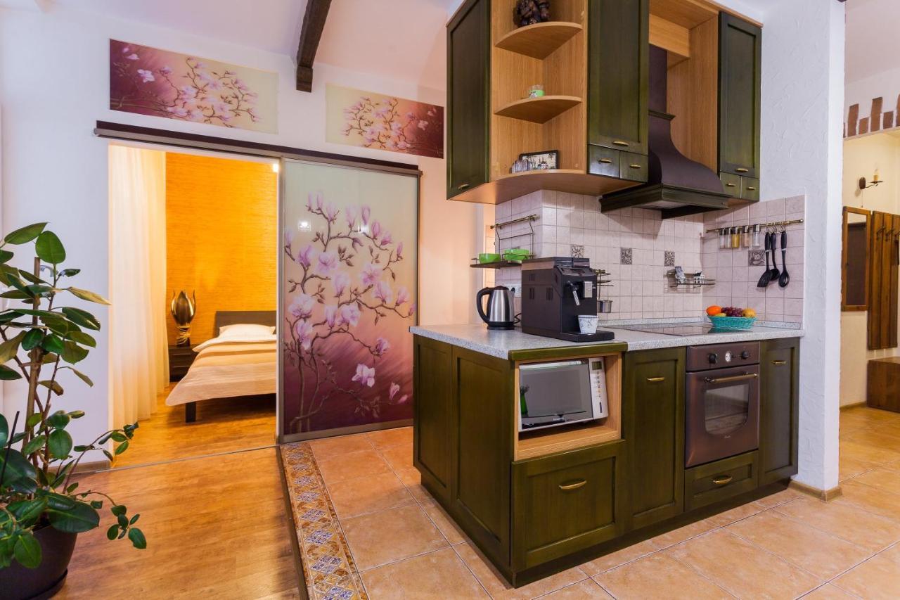 Navit Apartments With Breakfast, Near The Railway Station, The City Center, The Park كييف المظهر الخارجي الصورة