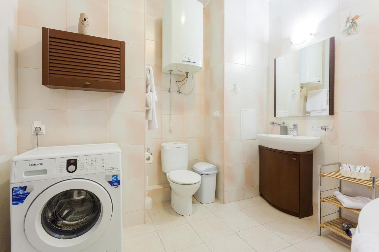 Navit Apartments With Breakfast, Near The Railway Station, The City Center, The Park كييف المظهر الخارجي الصورة