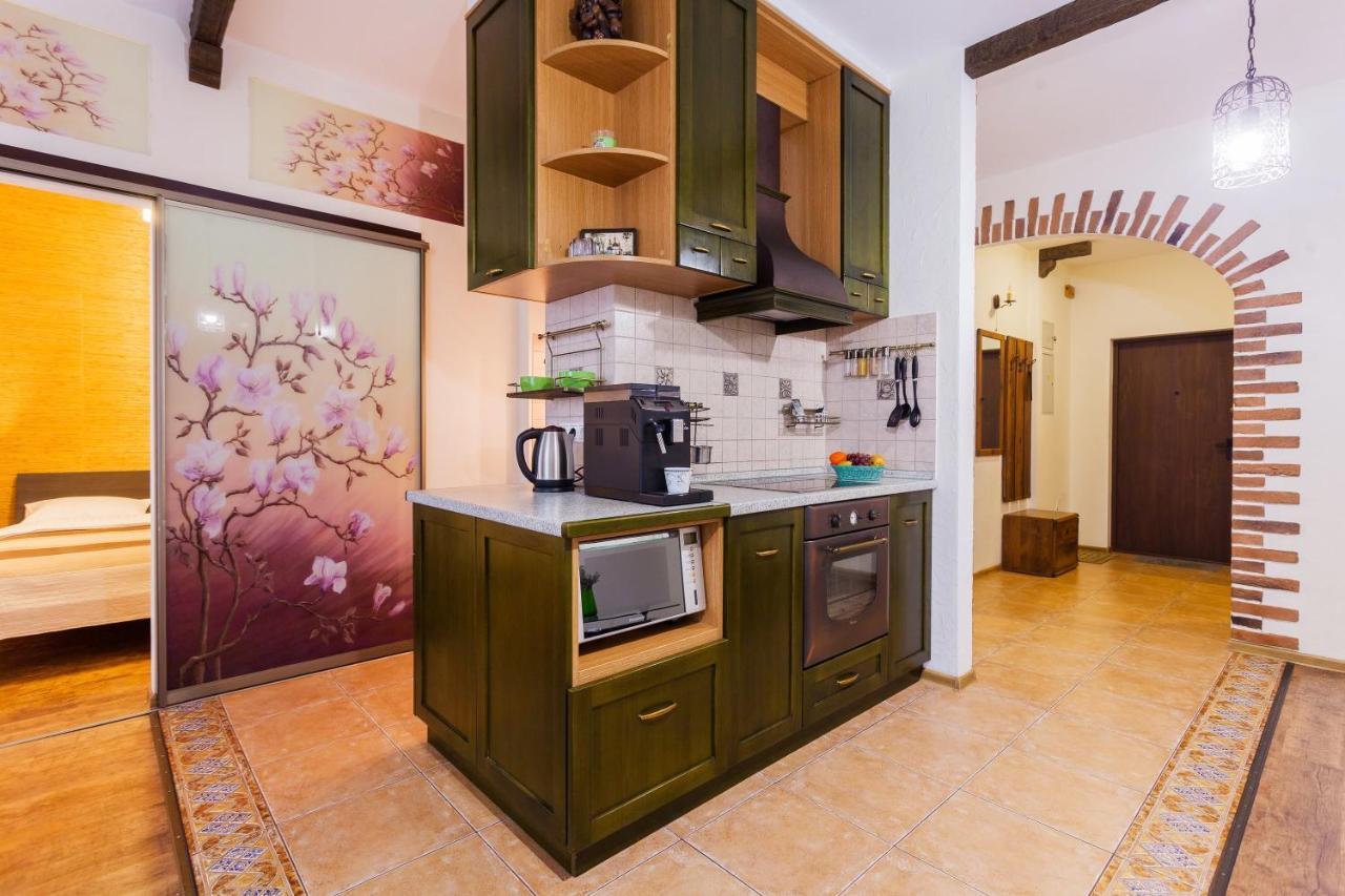 Navit Apartments With Breakfast, Near The Railway Station, The City Center, The Park كييف المظهر الخارجي الصورة